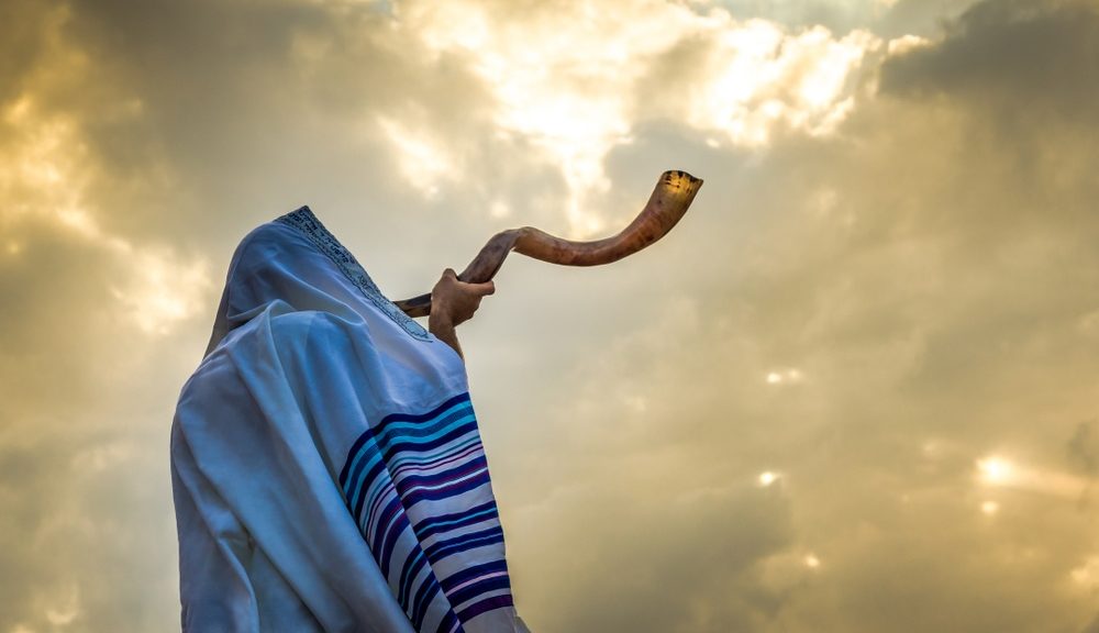 Image for Shmuel Yosef Agnon, “The Orchestra and Another Tallit”